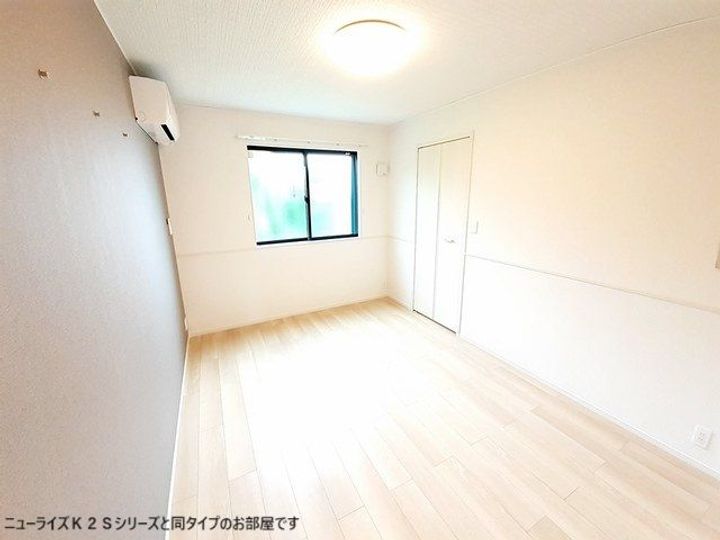 バイオレットの内装