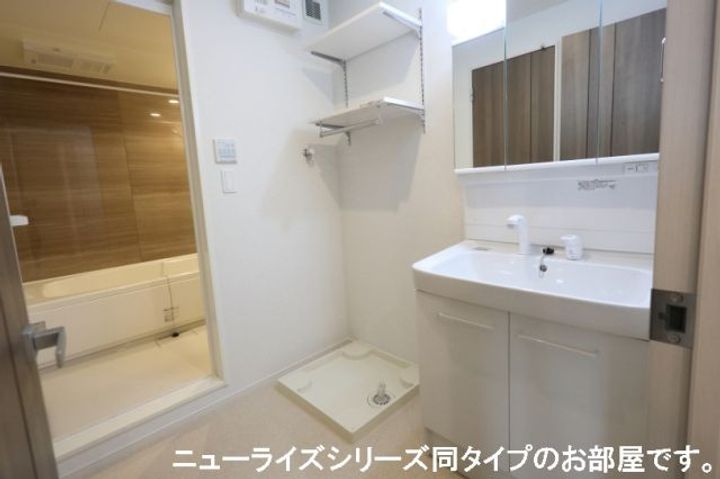 バイオレットの内装