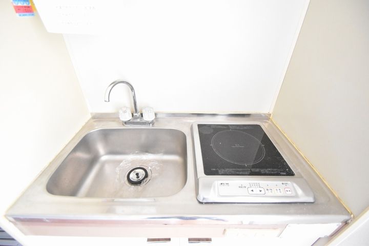 第5やたがいビルのキッチン