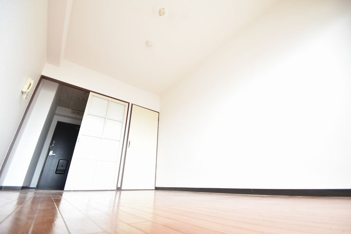 第5やたがいビルの内装