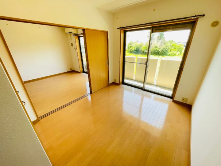 叶音IIWESTの内装