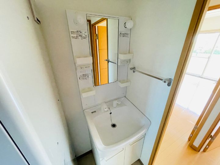 叶音IIWESTの内装