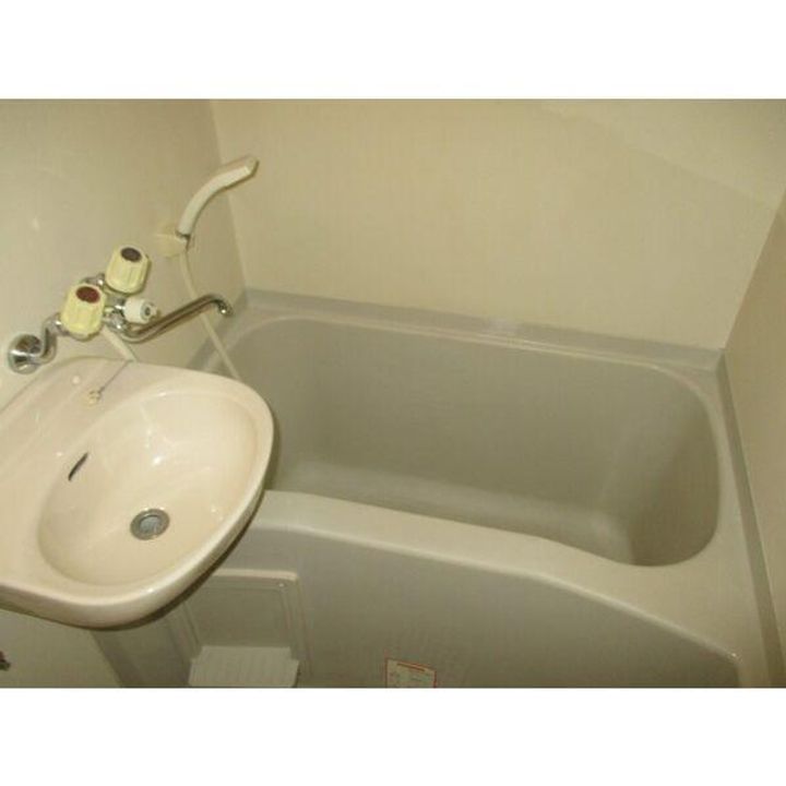 ハイツ極楽IIの風呂