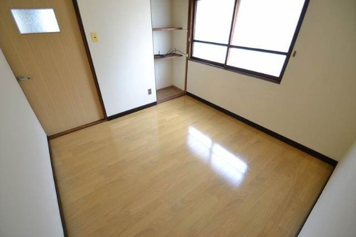 岡山県岡山市中区円山(一戸建)の賃貸物件の居間