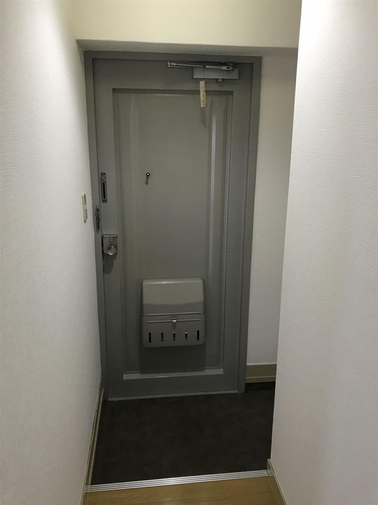 プランドール西小倉駅前の玄関