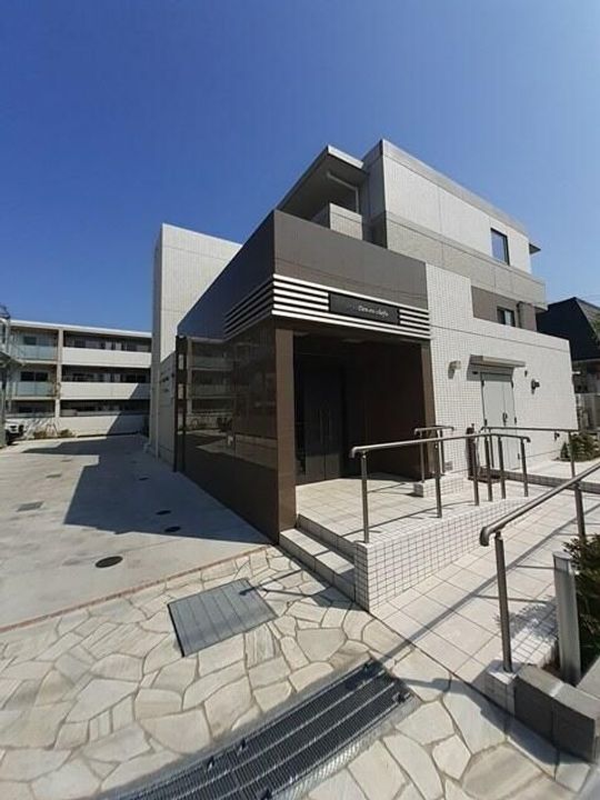 Feeju田園調布の外観