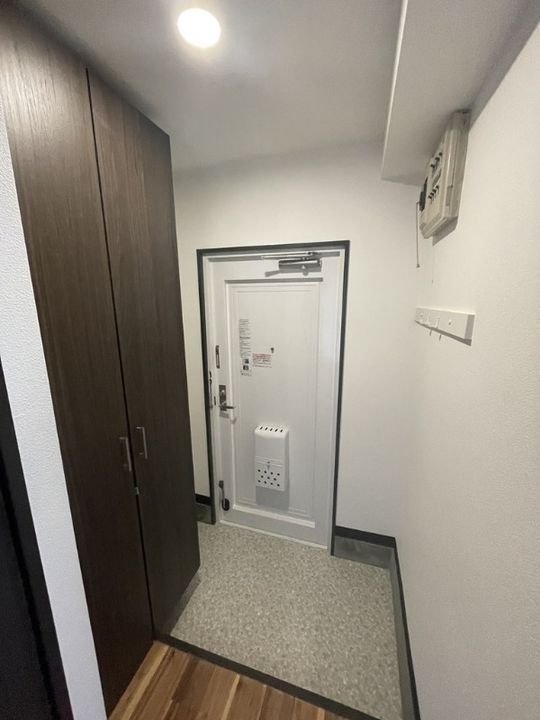 静岡県浜松市中央区渡瀬町(マンション)の賃貸物件の玄関