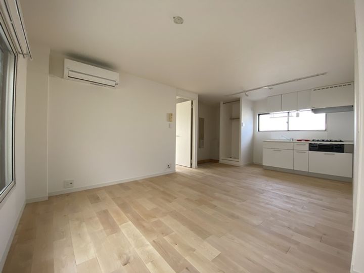 千葉県市川市相之川3(マンション)の賃貸物件の居間