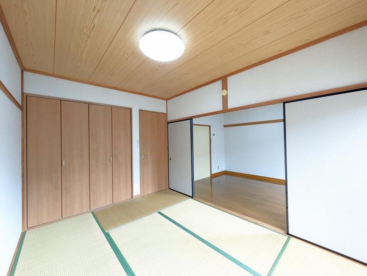 天良レジデンスの居間