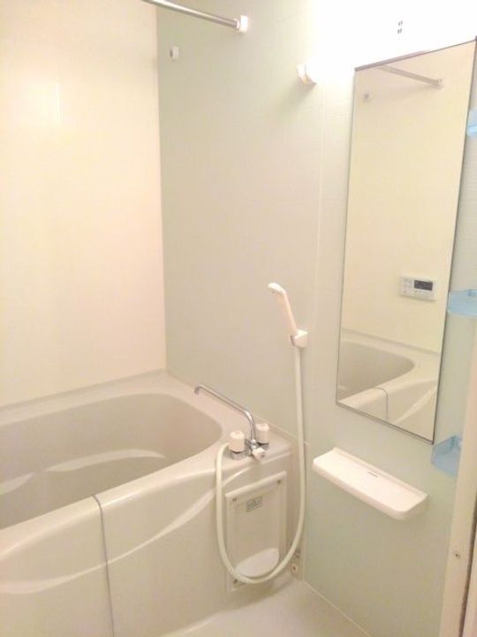 三重県四日市市尾平町(アパート)の賃貸物件の風呂