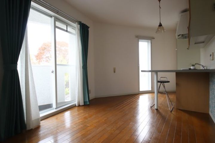 ラビ・クレールの居間