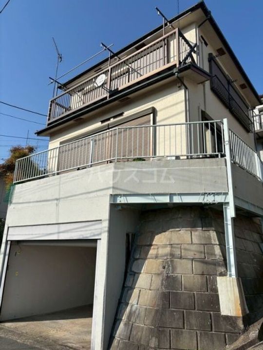 神奈川県川崎市麻生区細山1(一戸建)の賃貸物件の外観