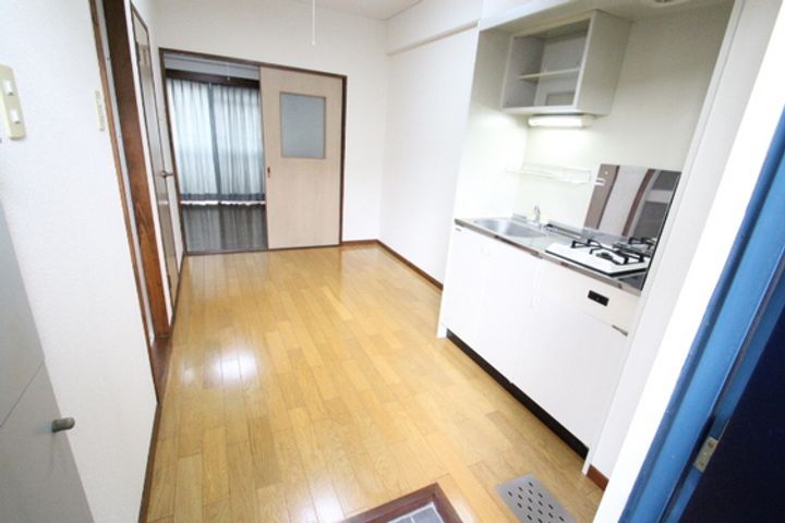 広島県安芸郡府中町鶴江1(マンション)の賃貸物件の玄関