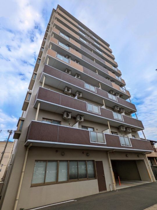 静岡県浜松市中央区和田町(マンション)の賃貸物件の外観