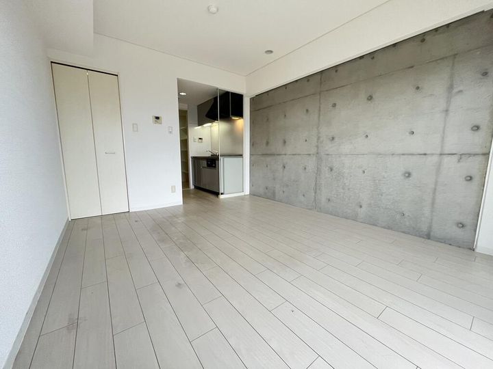 コンフォートEXE連坊ステーションの居間