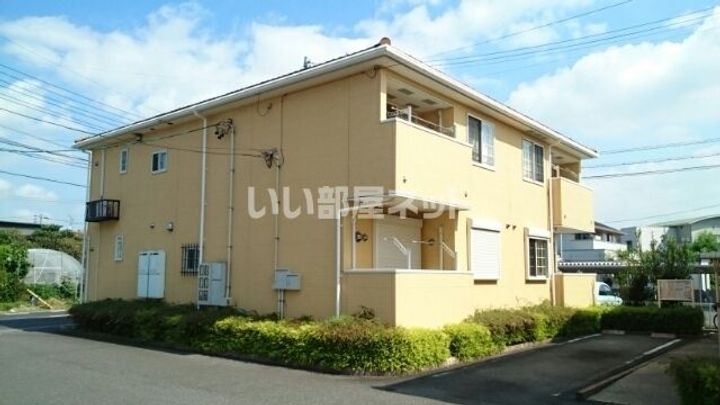 愛知県弥富市平島町中新田(アパート)の賃貸物件の外観