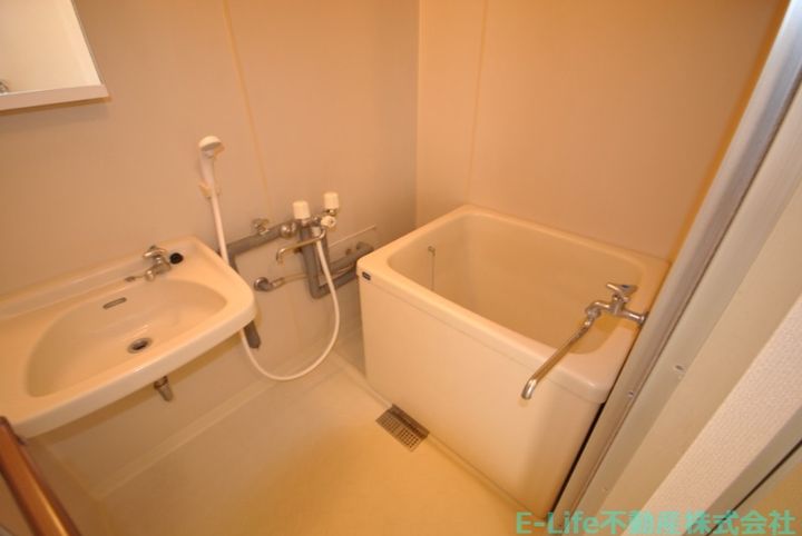 託麻ハイツA・B・C・Dの風呂