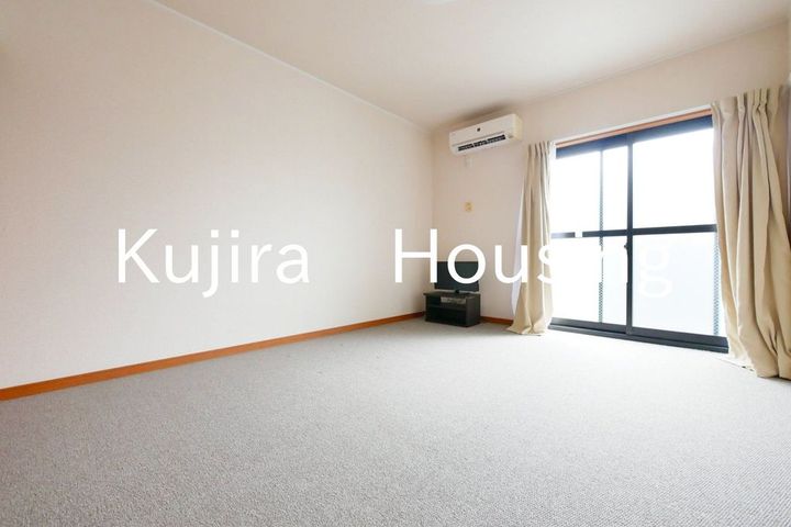 埼玉県さいたま市中央区本町東7(マンション)の賃貸物件の居間