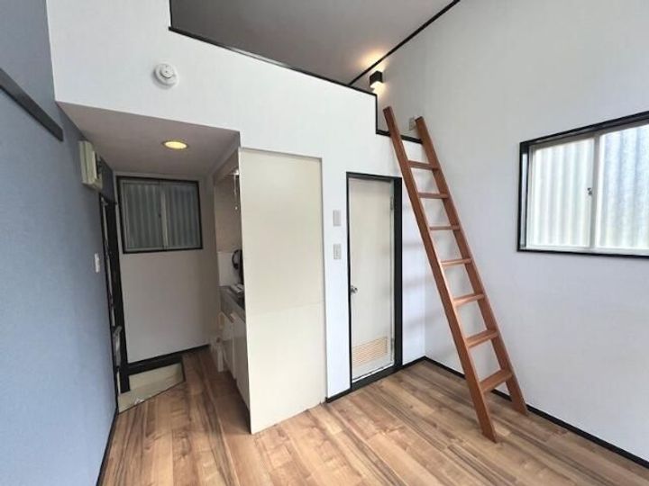 ReDEAL成増の内装