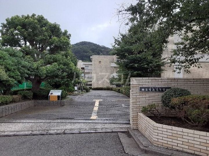 山崎アパートの周辺