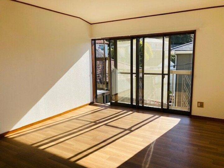 神奈川県川崎市麻生区岡上6(一戸建)の賃貸物件の居間