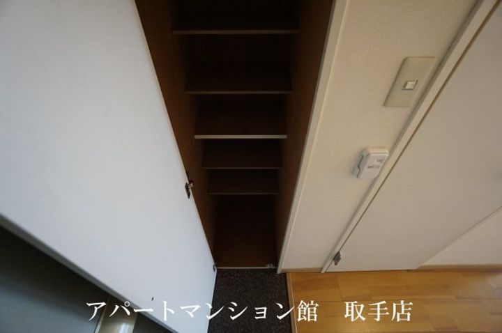 レオパレス井野の内装