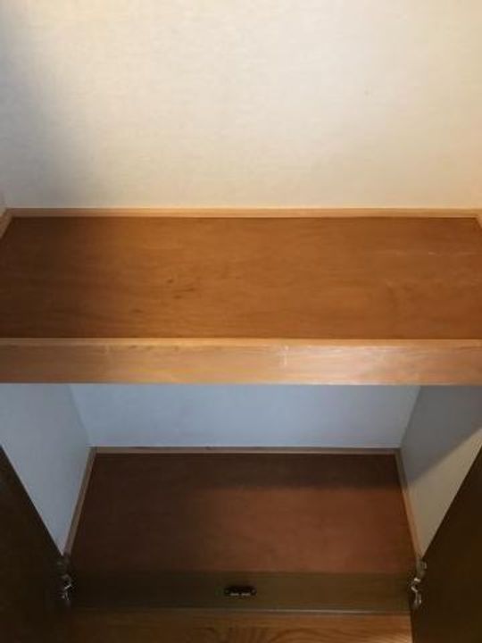 コーポイマージュA棟の玄関