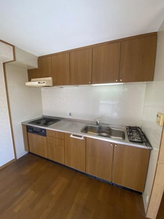 大阪府寝屋川市秦町(マンション)の賃貸物件のキッチン