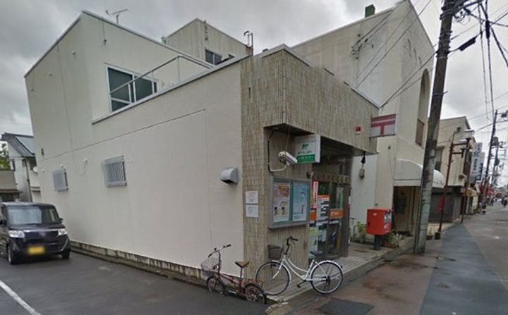 ストルーチェの周辺