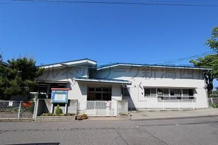 ソラーナ小針の周辺