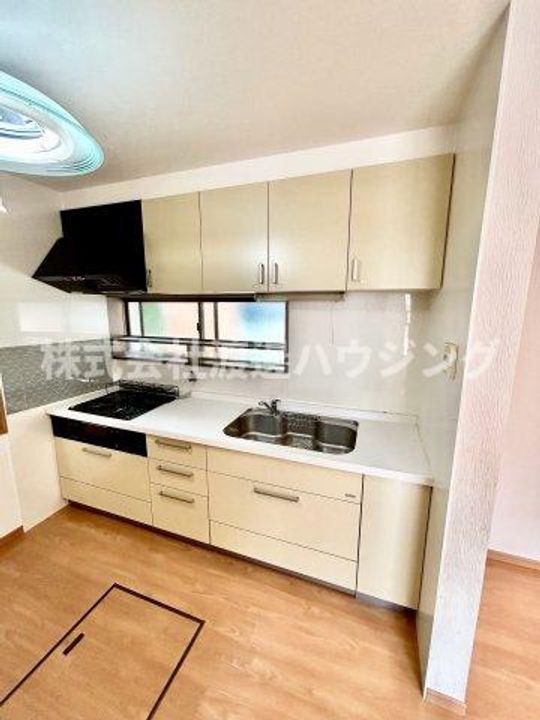 大阪府豊中市三和町2(一戸建)の賃貸物件のキッチン
