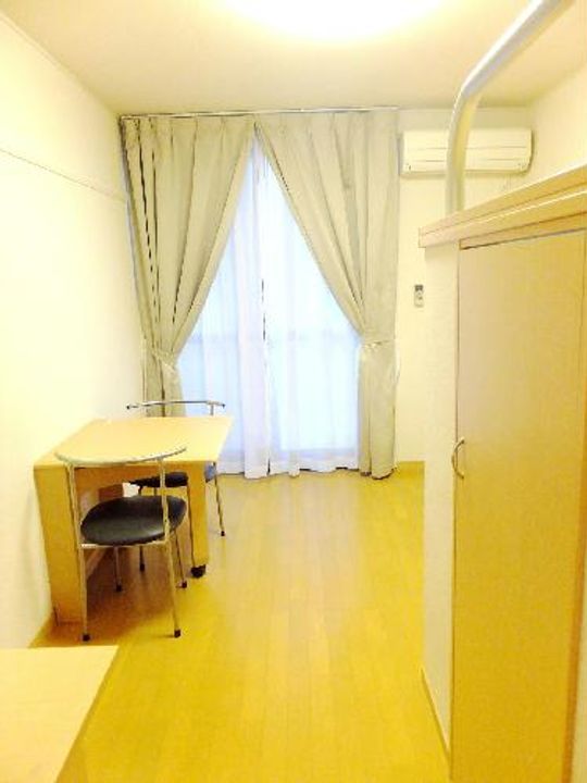 レオパレスALFACITY Hの内装