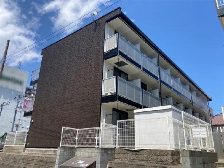 レオパレスALFACITY Hの外観