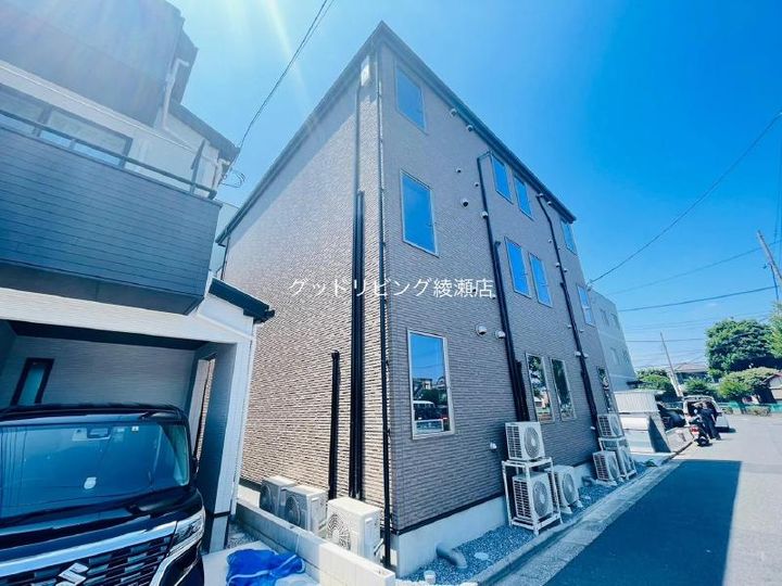Ambition保木間の外観