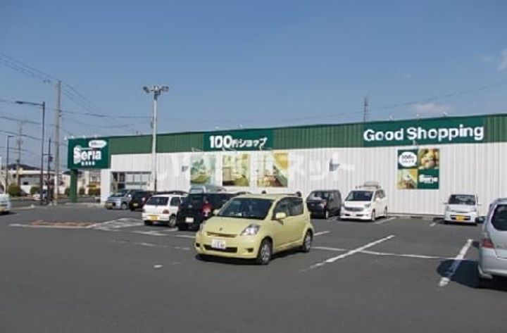 ディアス・ワールドワン Bの周辺
