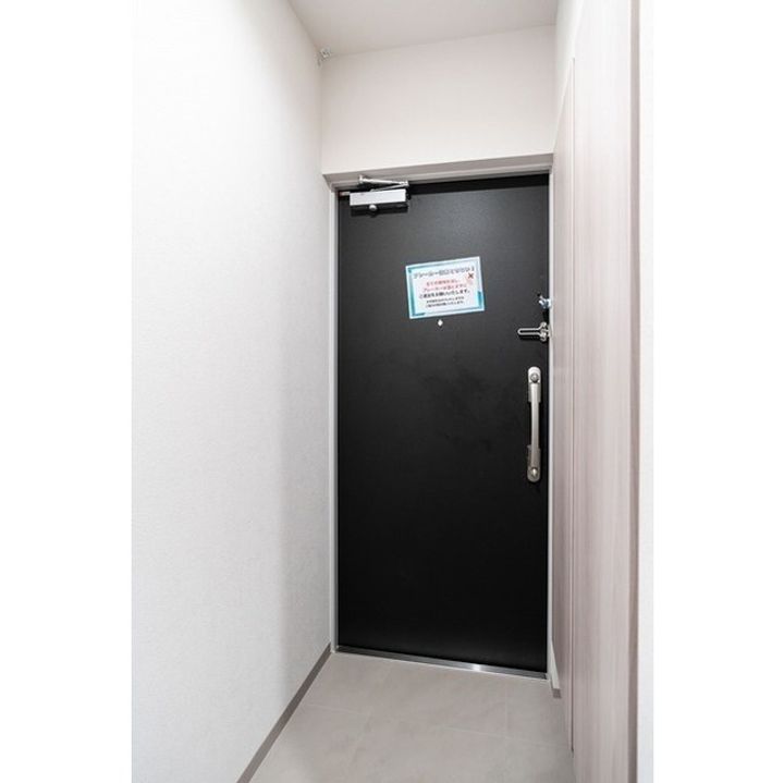 ウェルスクエア新宿戸山の玄関