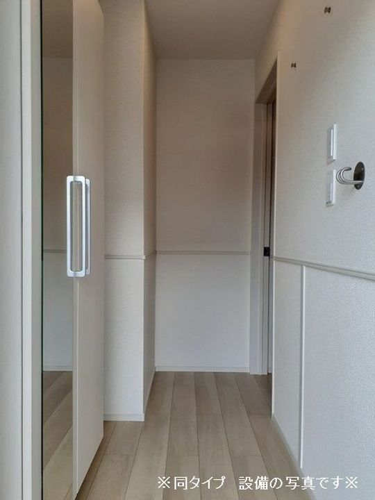 バイオレットの玄関