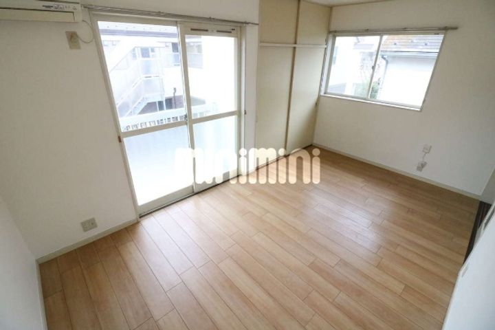 東京都世田谷区世田谷1(アパート)の賃貸物件の居間