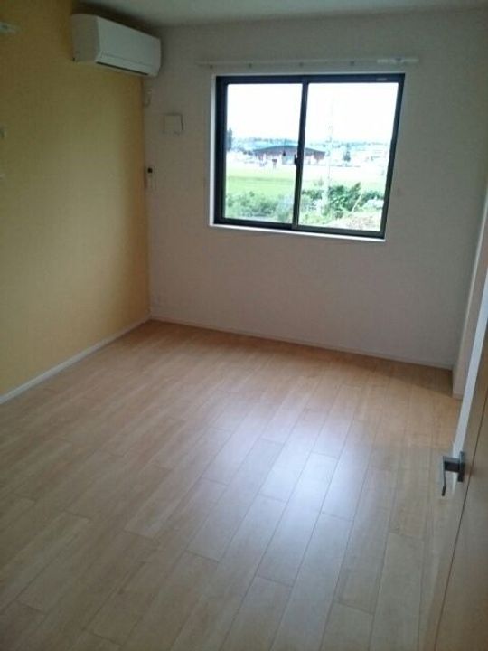 ウイン フォート ヒルズBの居間