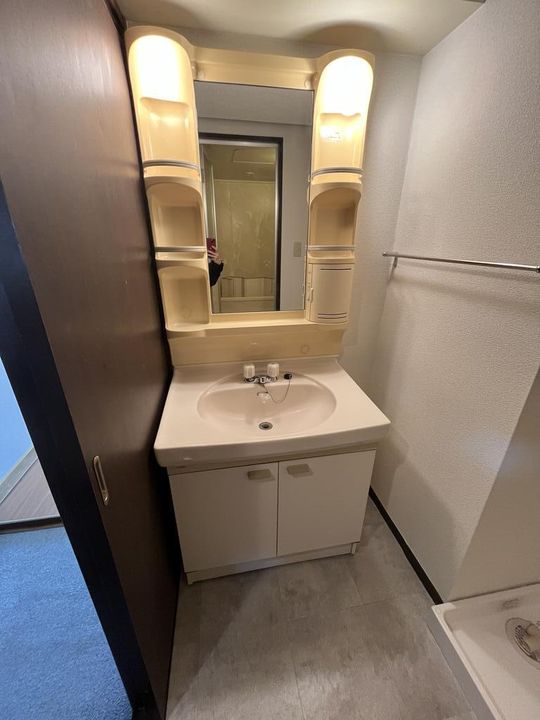 ライオンズマンション十日町の内装