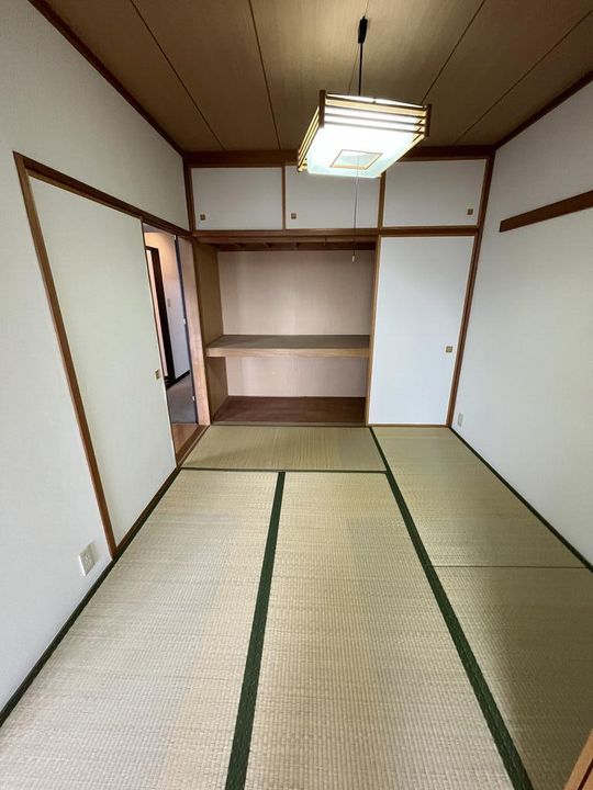 ライオンズマンション十日町の内装