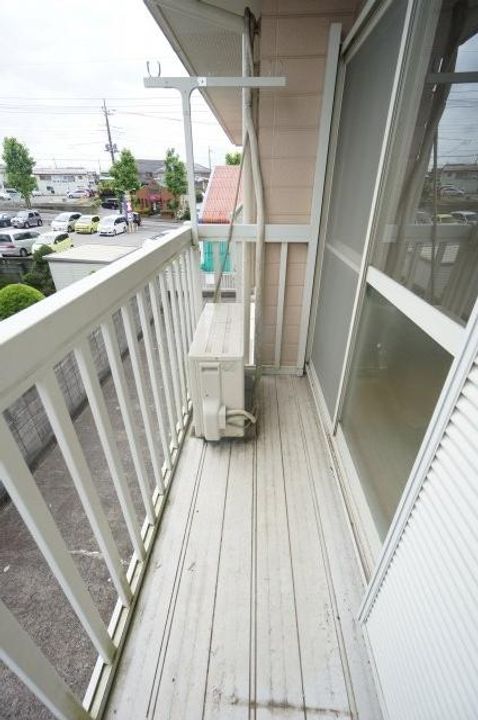 フラワーコーポラスの内装