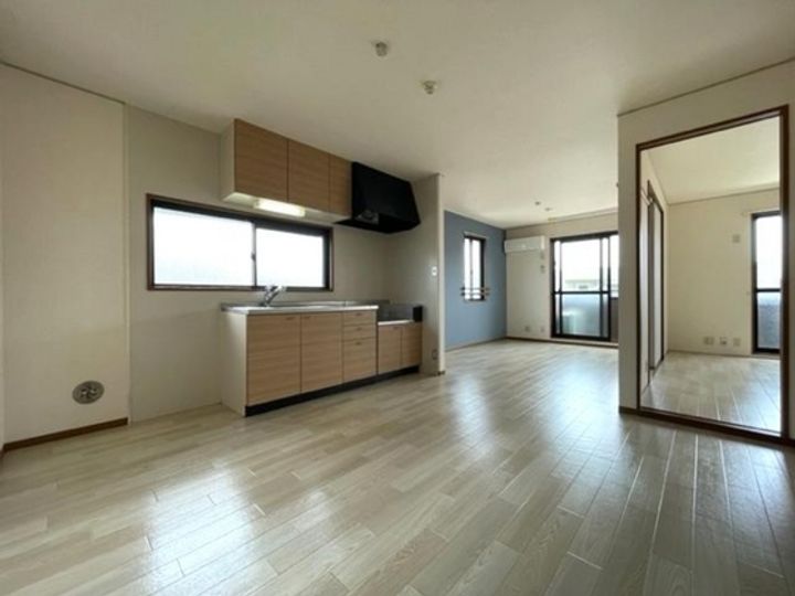 クレージュ中村の居間