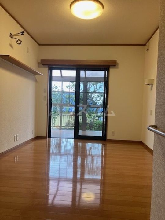 静岡県浜松市中央区蜆塚1(一戸建)の賃貸物件の居間