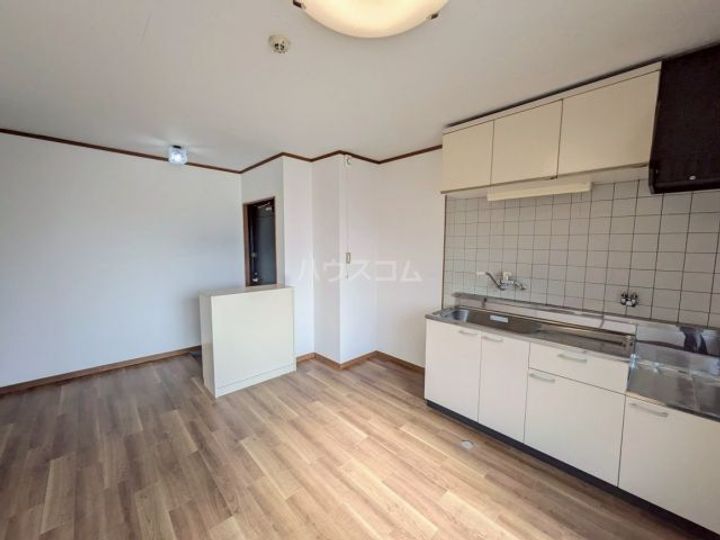 大久保大喜マンションの居間