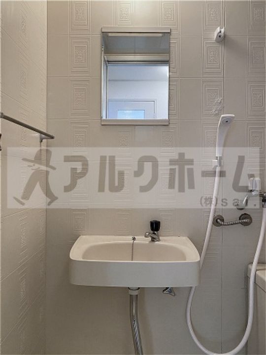 玉手山内外ハイツの内装