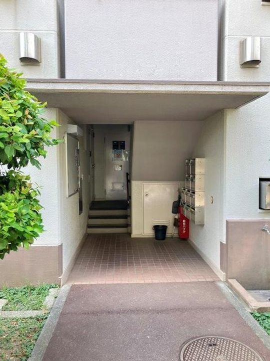 前田ハイツ16号棟の地図