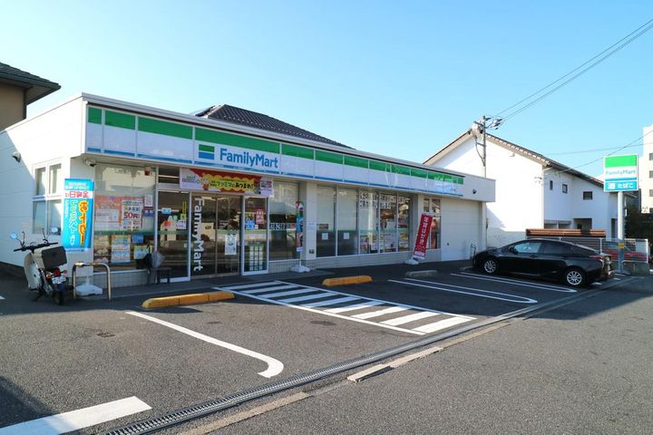 第一タウン皆賀の周辺