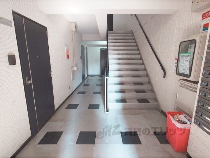 メゾン大和枚岡の地図