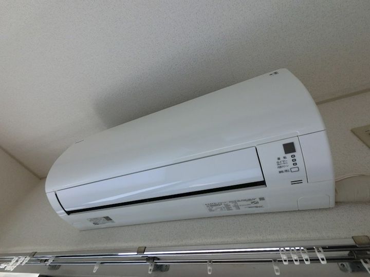 神奈川県横浜市鶴見区下末吉1の賃貸マンションの内装